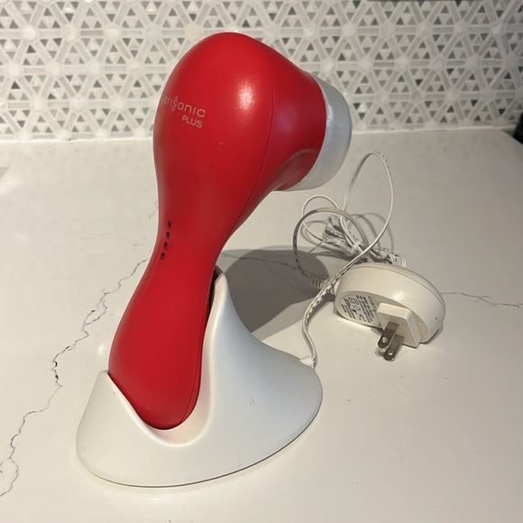 Clarisonic Plus Face & Body Cleansing System - Picture 5 of 9